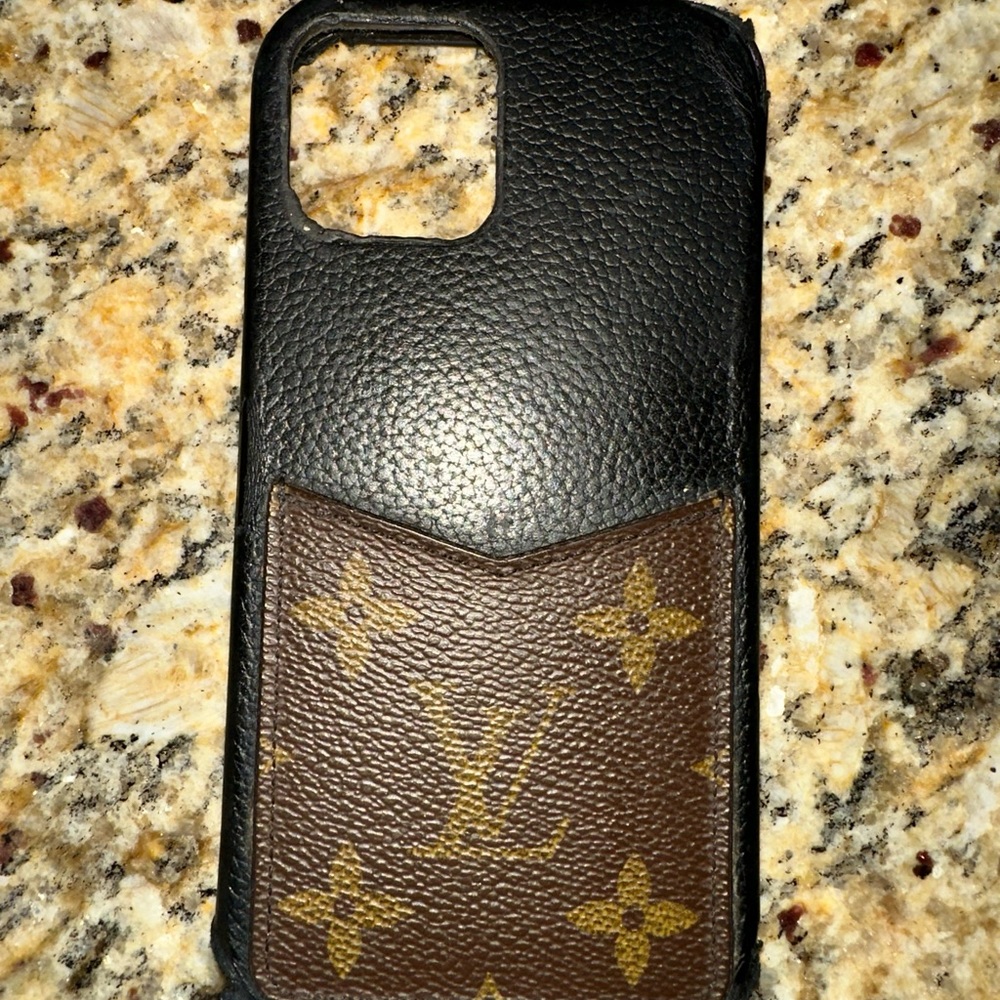 Louis Vuitton iPhone